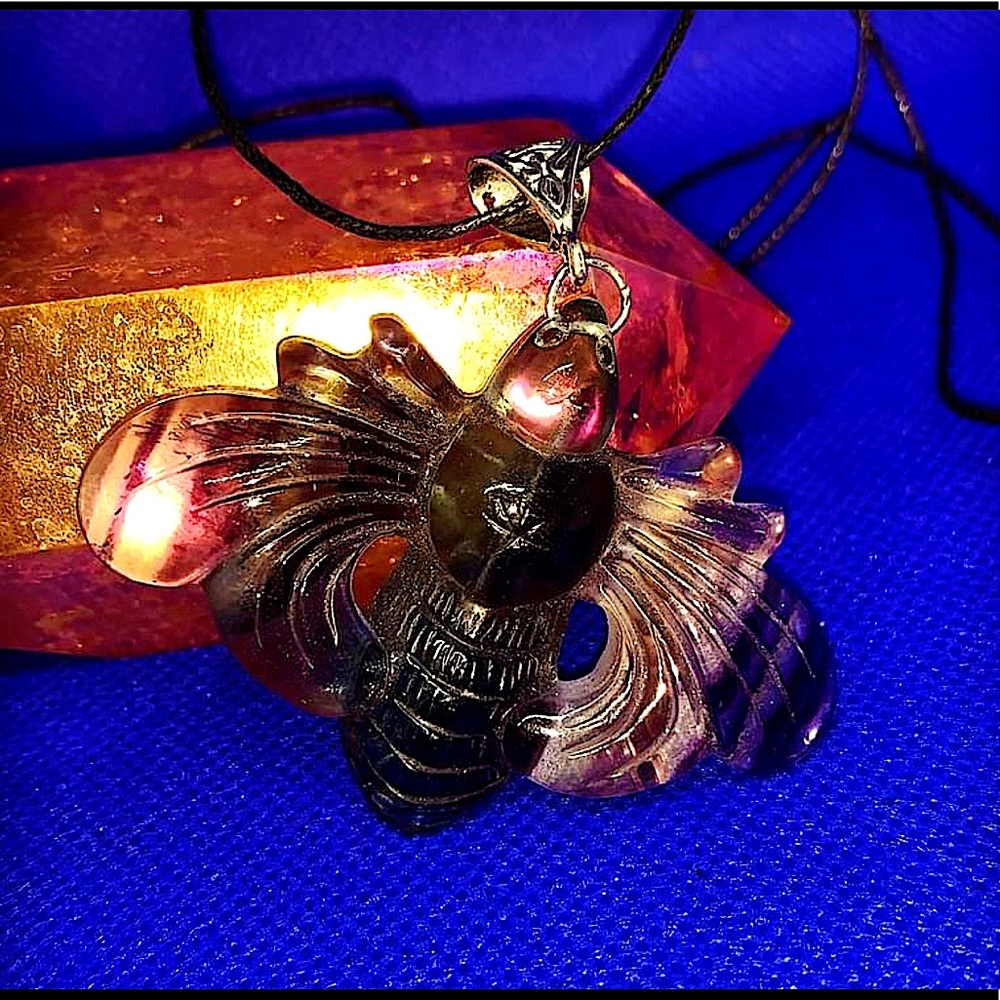 Fluorite gemestone bee pendant artisan made